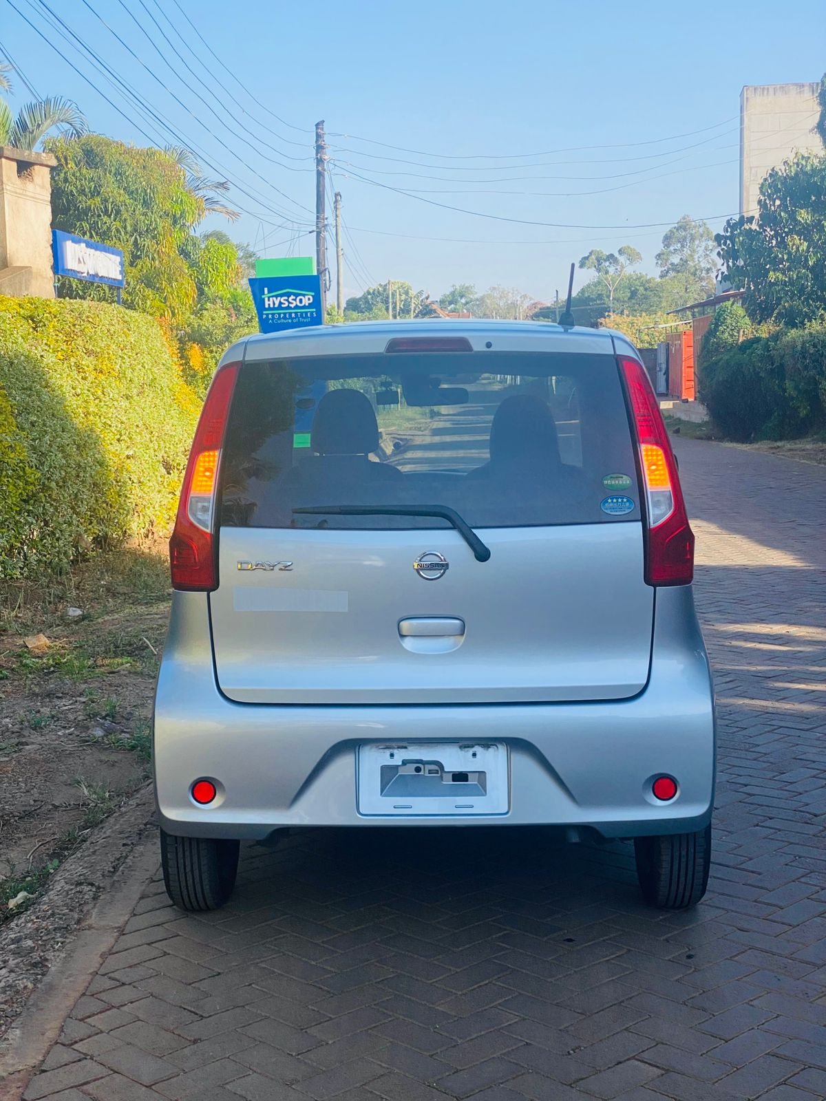 Vehicle photo thumbnail 5